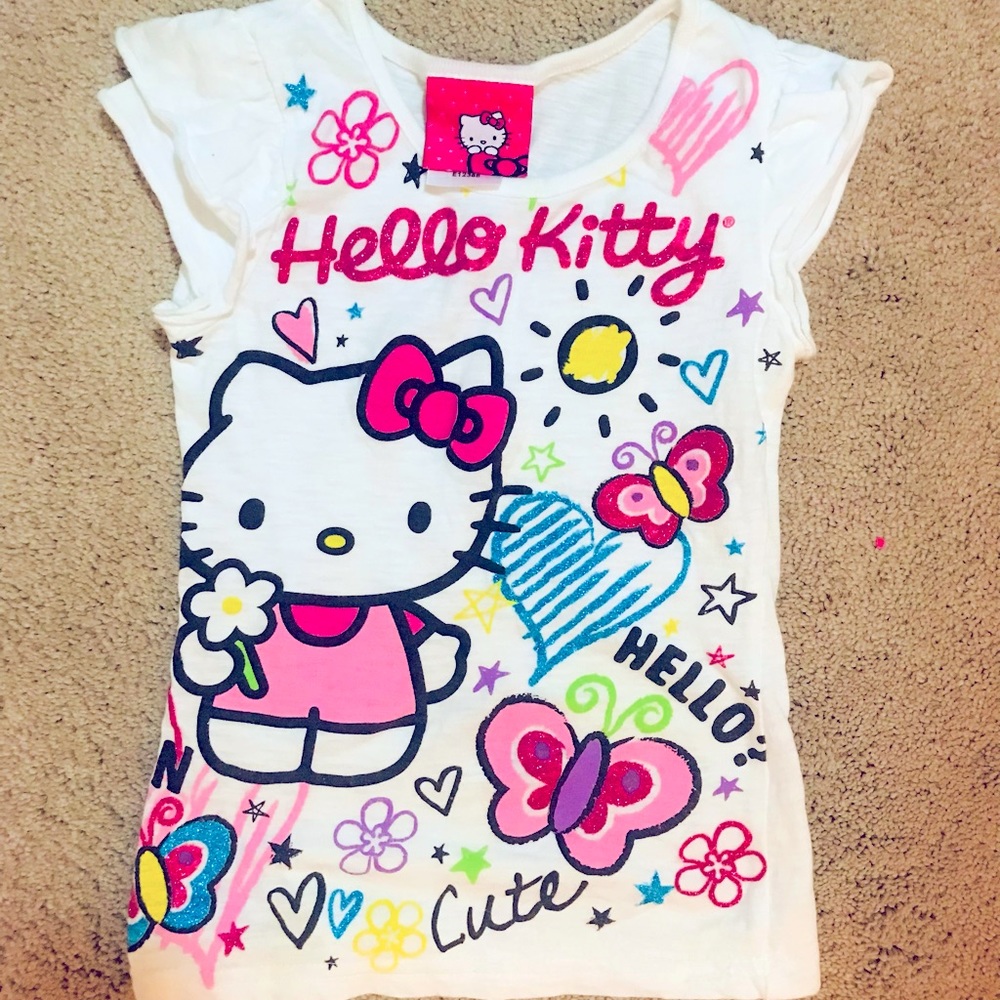Super cute hello kitty t-shirt
